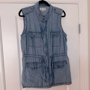 Military style chambray vest